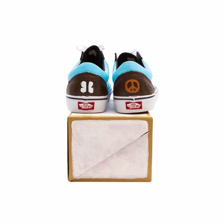 Emotional custom shoes (brown/light blue)