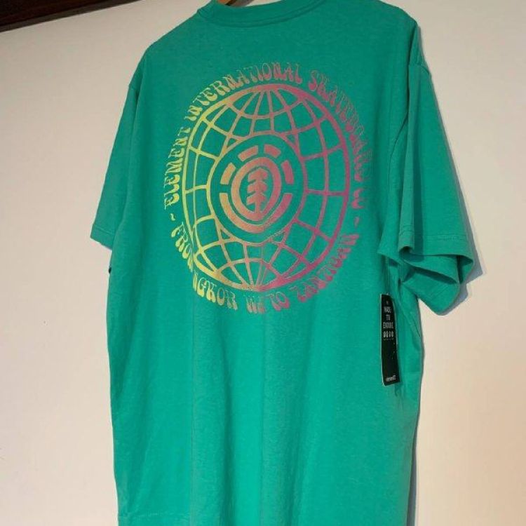 Element tee