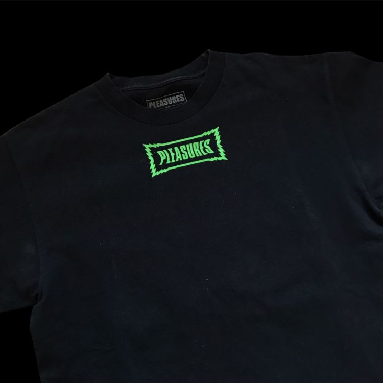 Pleasures tee