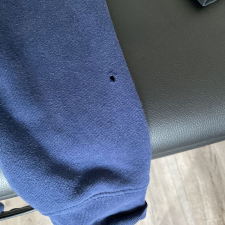 Undefeated crewneck