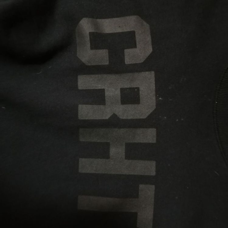 Carhartt sweater