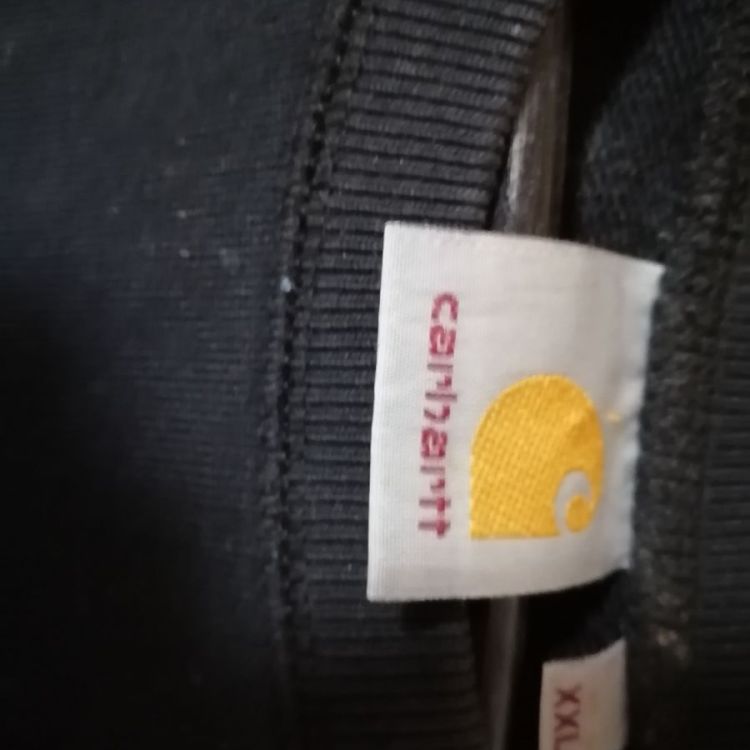 Carhartt sweater