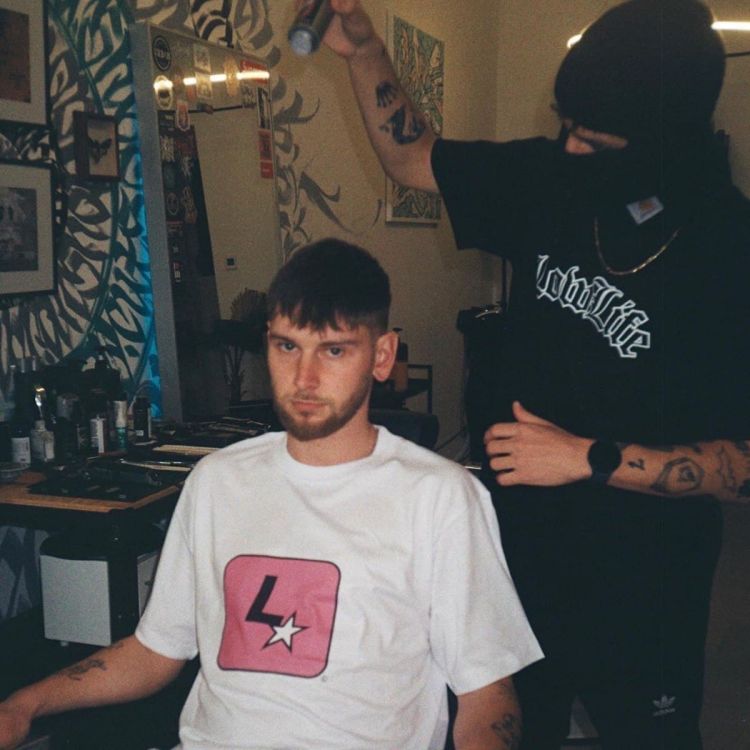 Lowlife Remaster t-shirt White/Pink